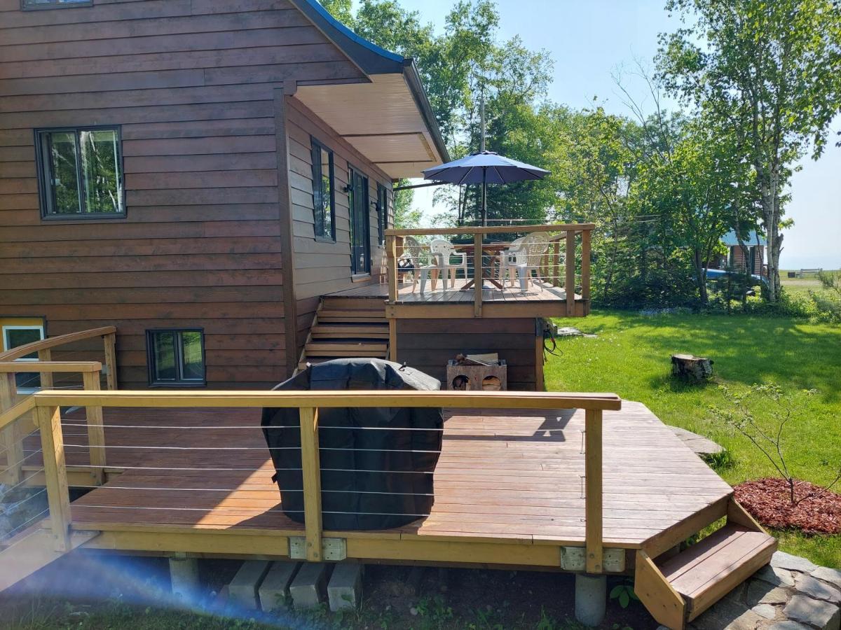 Vila La Nef Bleue Tadoussac Exteriér fotografie
