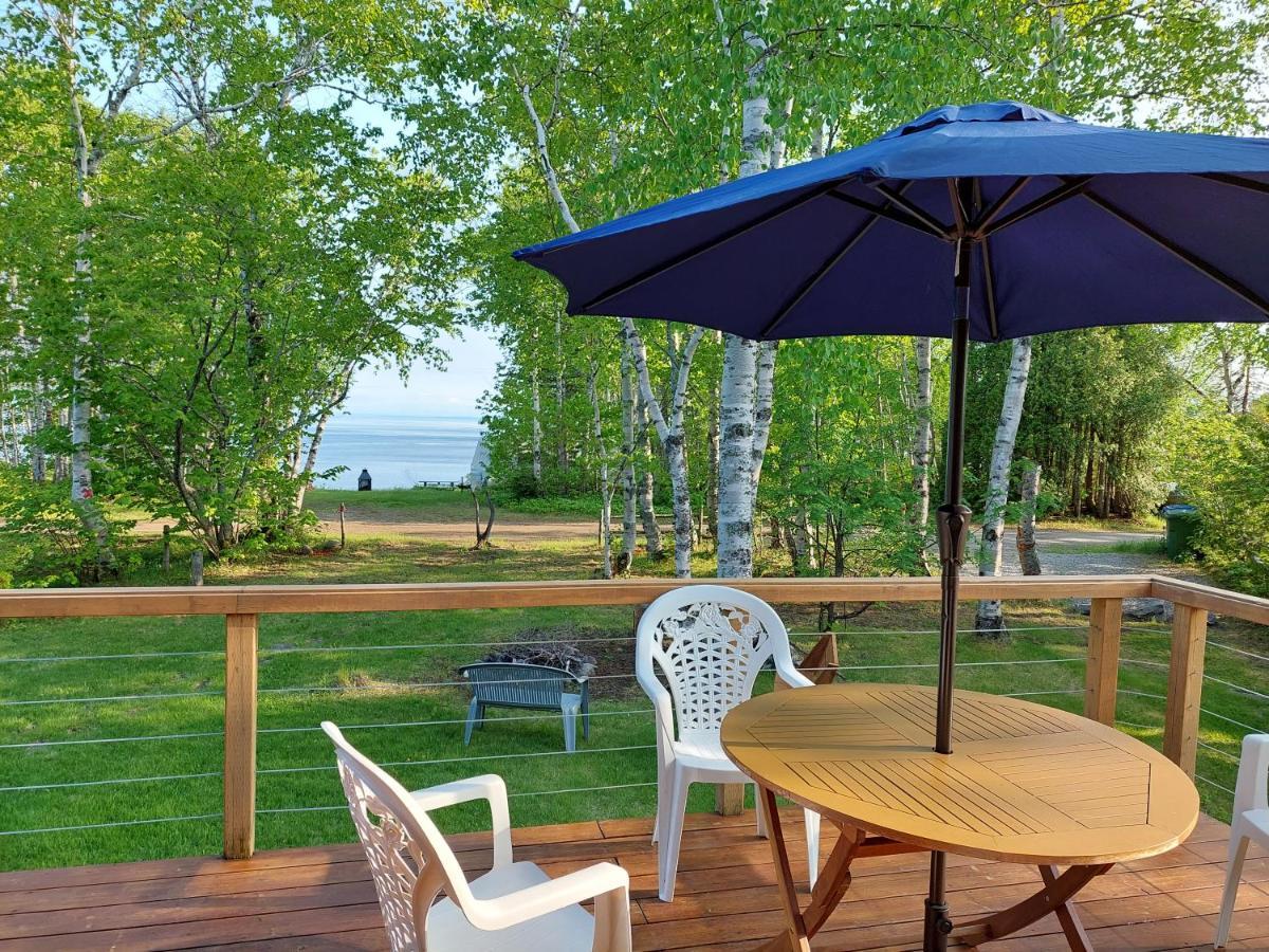 Vila La Nef Bleue Tadoussac Exteriér fotografie